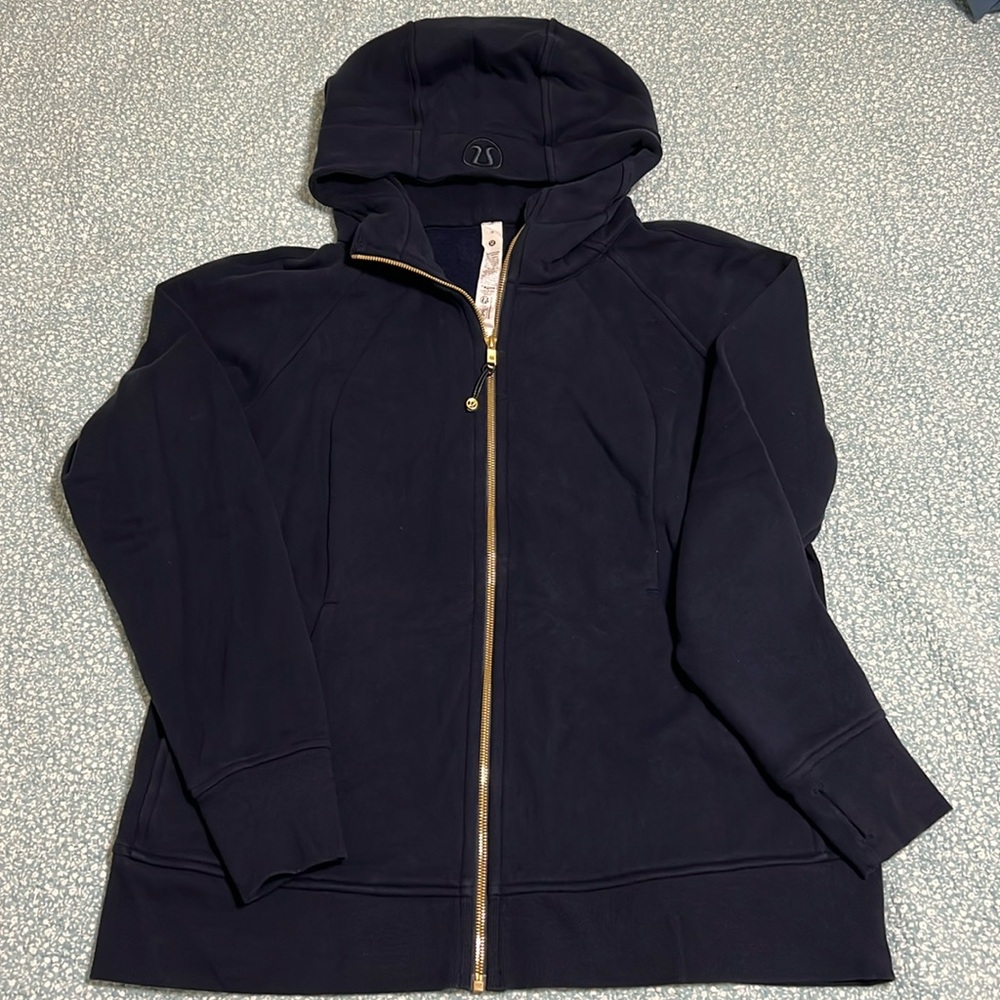 Lululemon Scuba